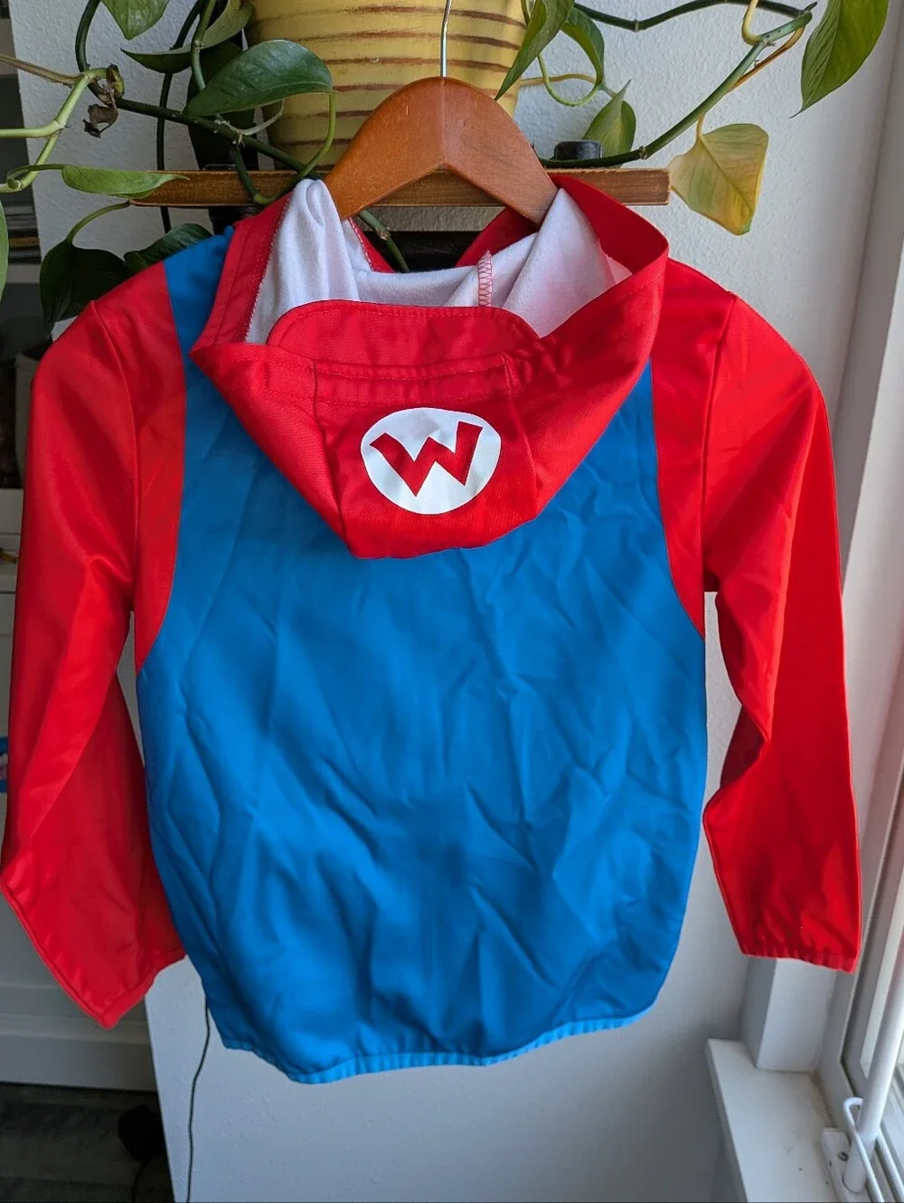 Jumping Beans x Super Mario Nintendo Boys Costume Zip Up Hoodie Size 8
